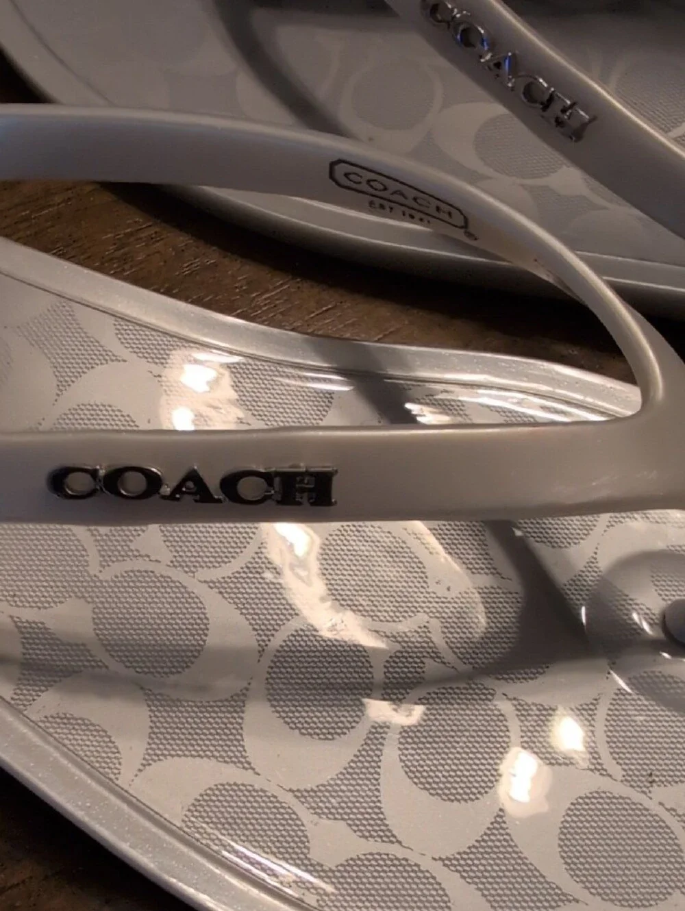 Coach sleek flip
